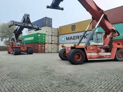 Containerhandling